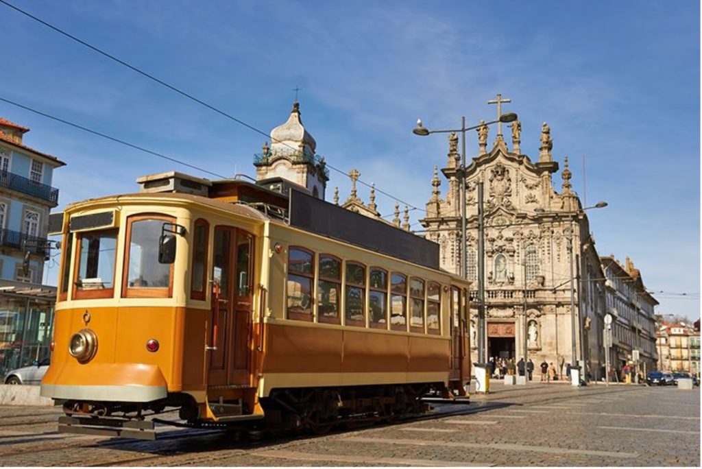 Mit der Tram durch Porto, Portugal