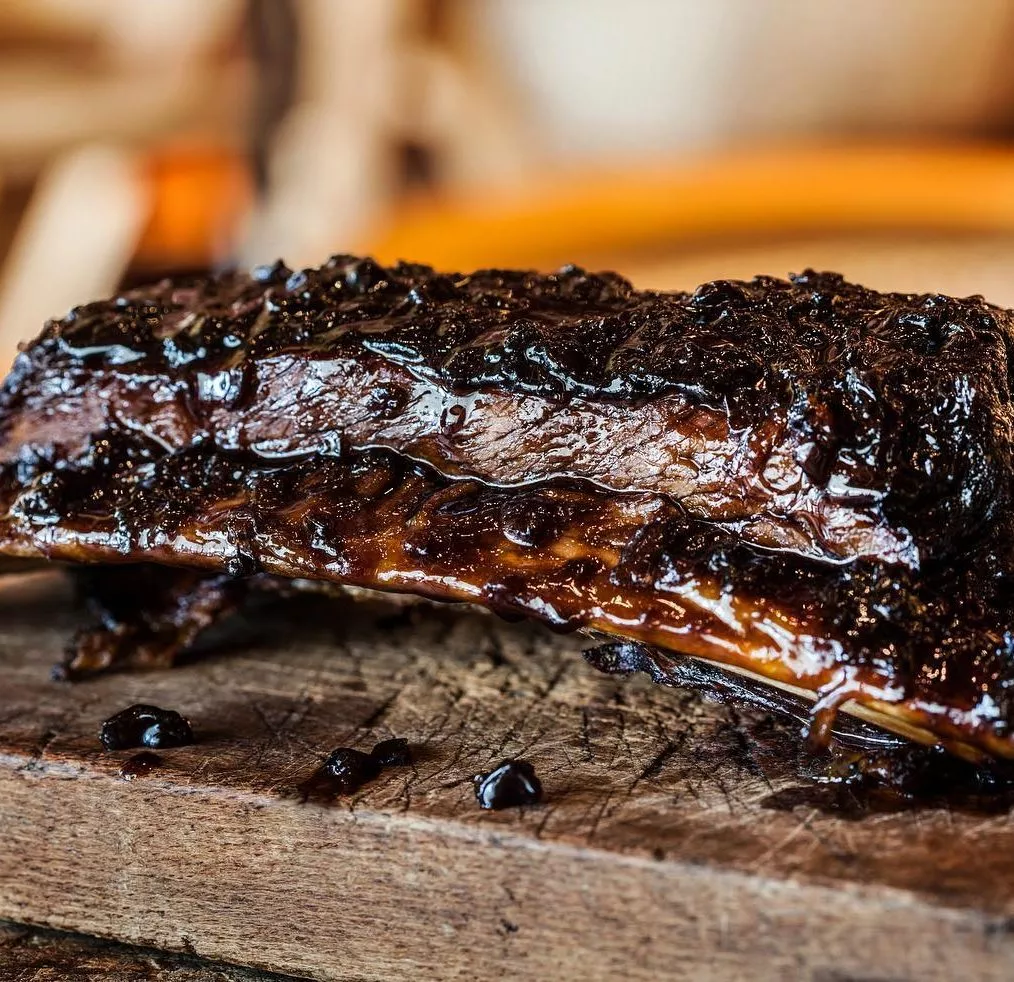 Schweine Rippchen im New York Burger in Barcelona Schweine Rippchen im New York Burger in Barcelona