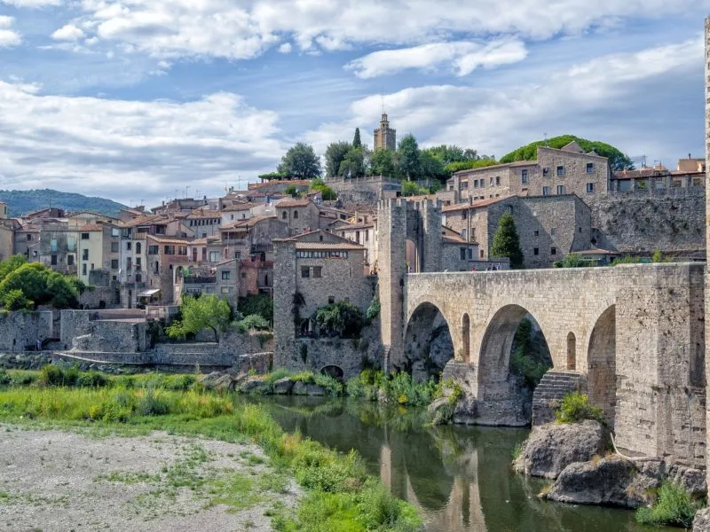 Besalu- ausflugsziele in Ktalonien Besalu- ausflugsziele in Ktalonien