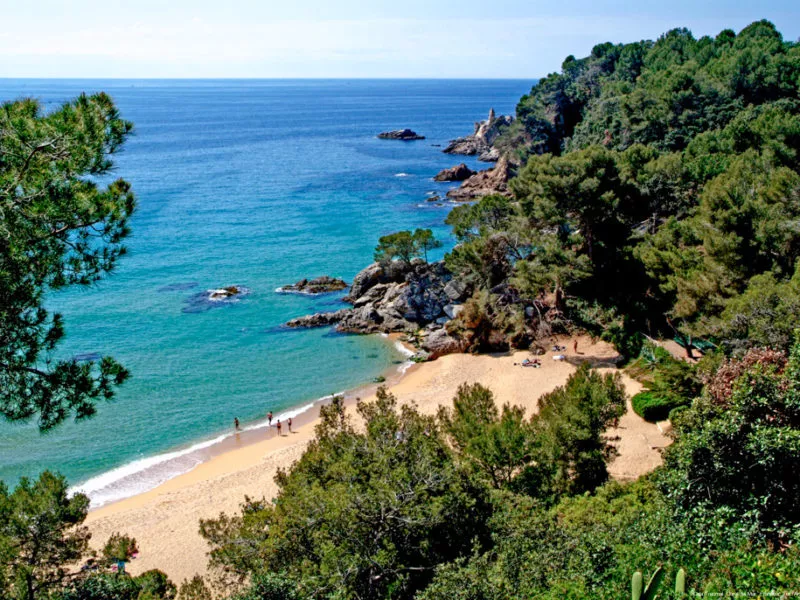 Cala-Treumal.-Lloret-de-Mar.-die schönsten Strände in Katalunien Cala-Treumal.-Lloret-de-Mar.-die schönsten Strände in Katalunien