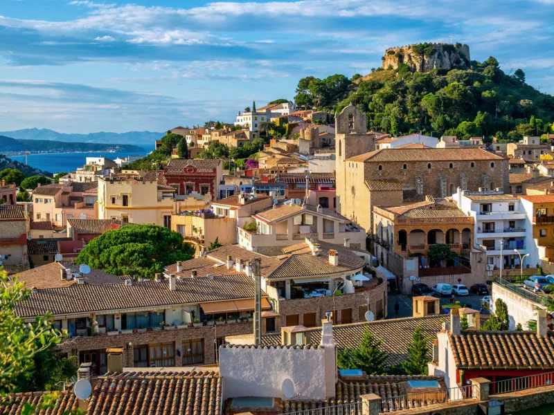 camping-begur-poble Begur - die schönsten Orte in Katalonien