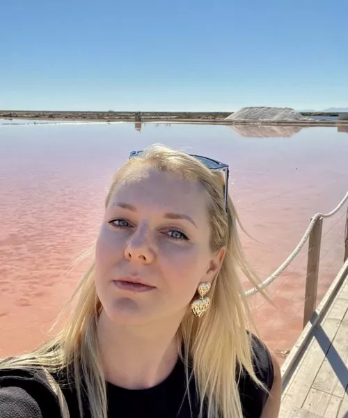 Saline Gruissan Entsalzungsanlage rose Wasser Saline Gruissan Entsalzungsanlage rose Wasser